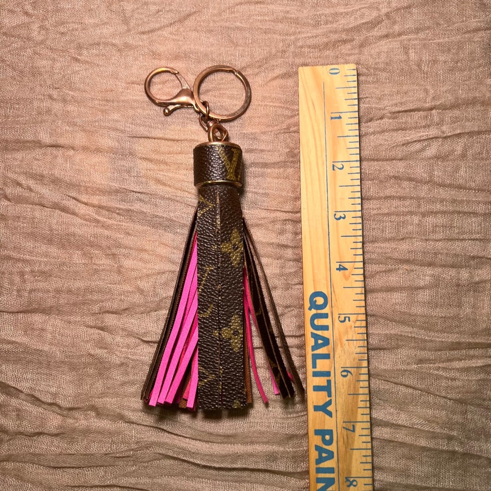 Upcycled Brown Pink Tassel Keychain Bag Charm - Picture 4 of 5